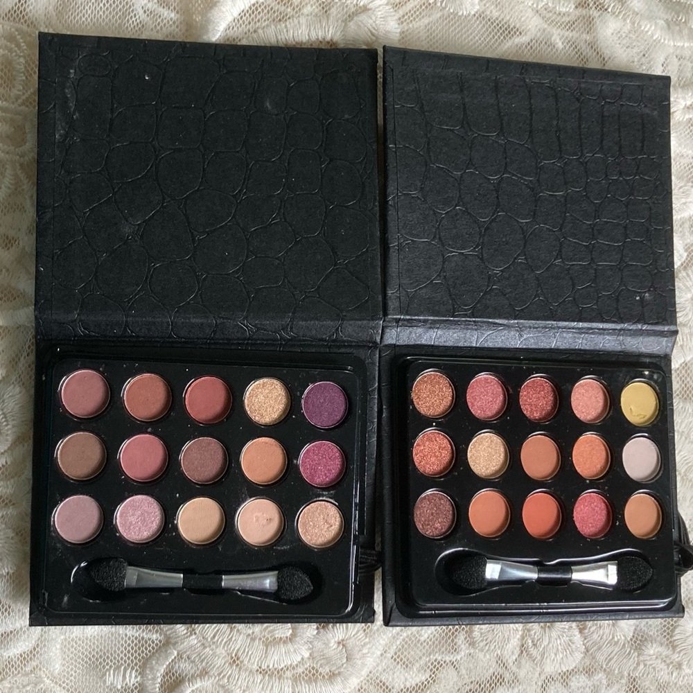 New 2 Sets Micro Travel Eyeshadow Pallets LA Color
